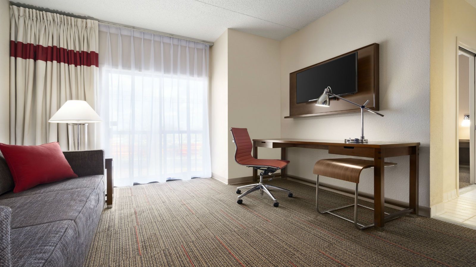 Hotel Suites In Raleigh Nc Four Points North Accessible Suite
